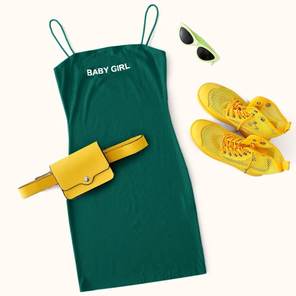 

Plus Letter Graphic Bodycon Dress, Dark green