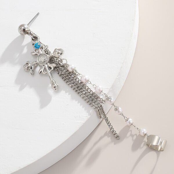 

Rhinestone Cross Chain Ear Cuff, Silver