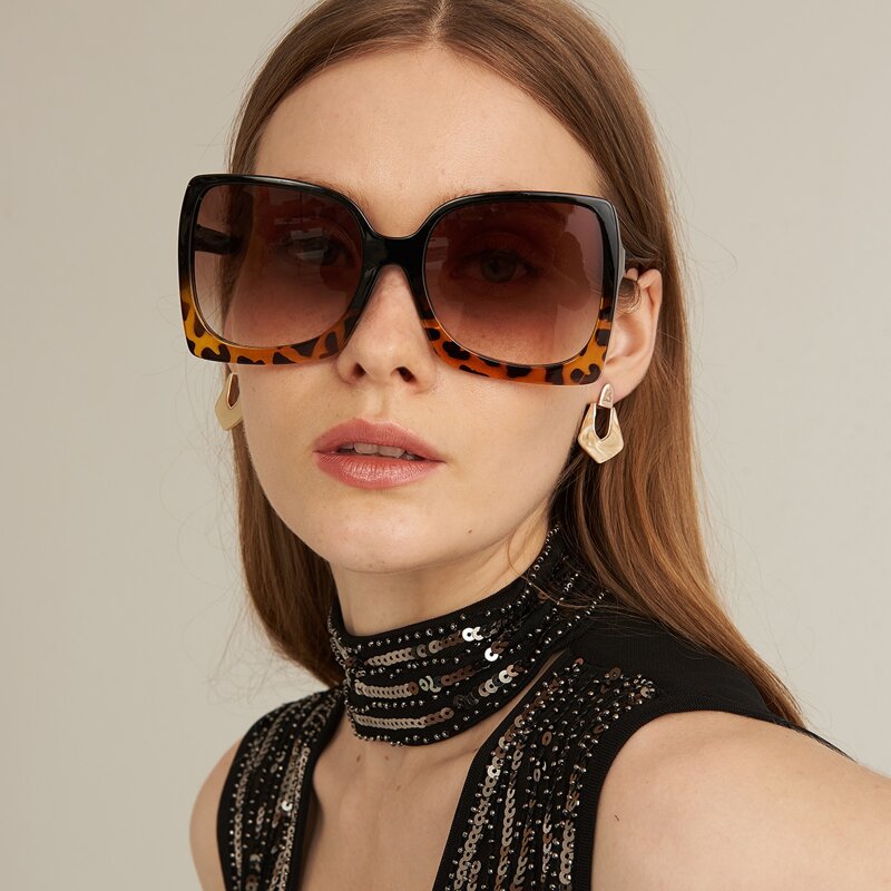 

Tortoiseshell Frame Sunglasses, Brown