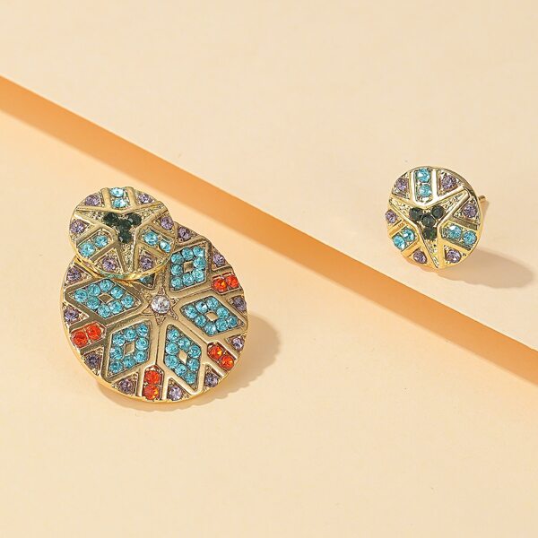 

Rhinestone Engraved Mismatched Earrings, Multicolor
