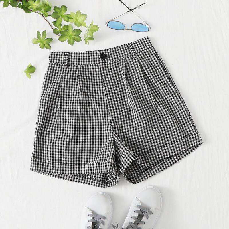 

Gingham High Waist Shorts, Black and white