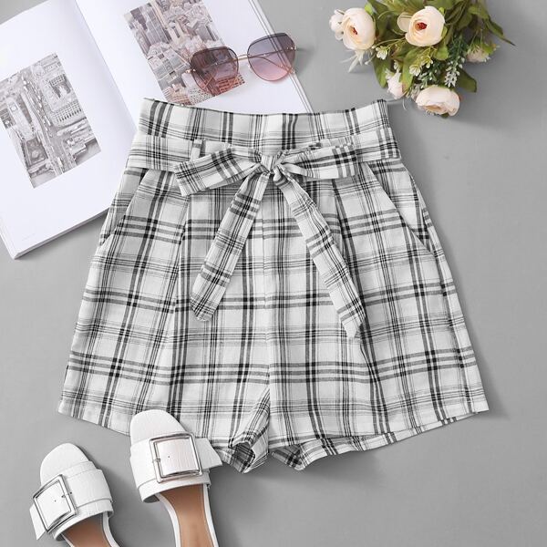 

Zipper Side Belted Plaid Shorts, Black and white