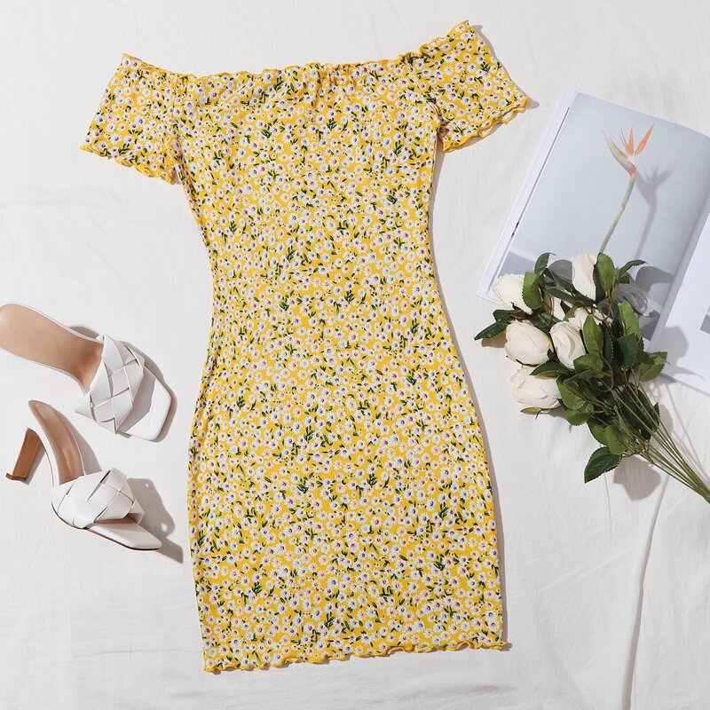 

Ditsy Floral Print Off Shoulder Lettuce Edge Dress, Yellow