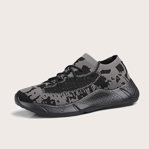 

Men Lace-up Front Low Top Sneakers, Black