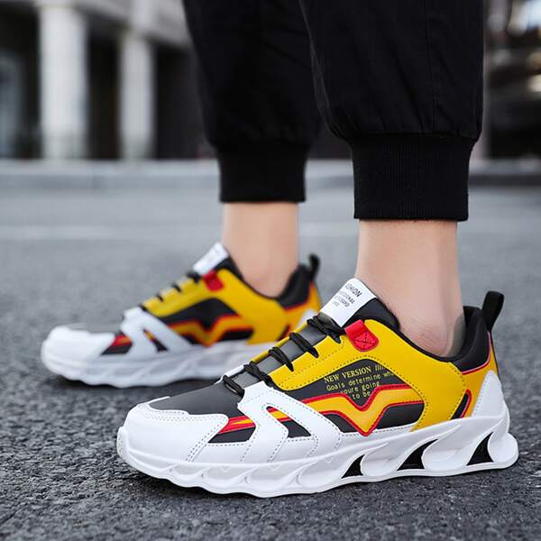

Men Colorblock Low Top Sneakers, Yellow