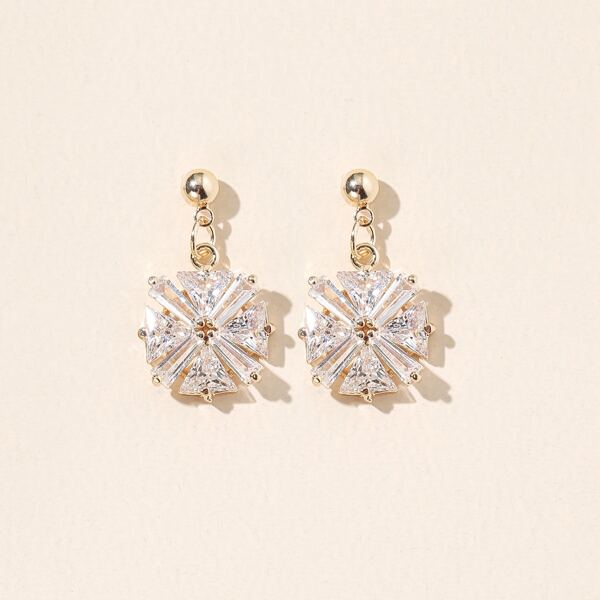 

Rhinestone Engraved Drop Earrings, Gold