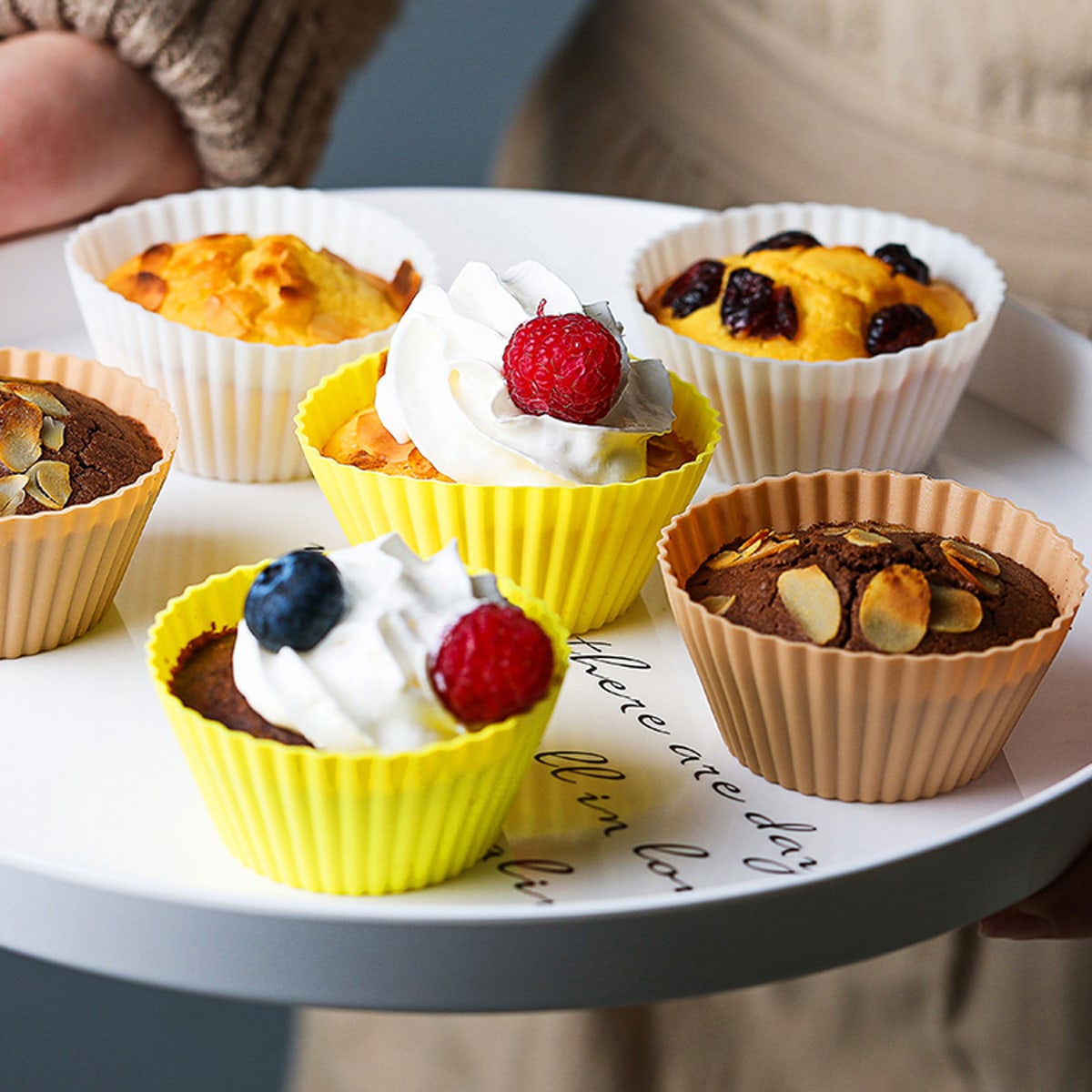 кексы маффины. шоколадные маффины. кекс с имбирем.