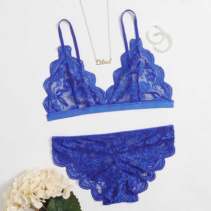 

Scallop Floral Lace Triangle Lingerie Set, Blue