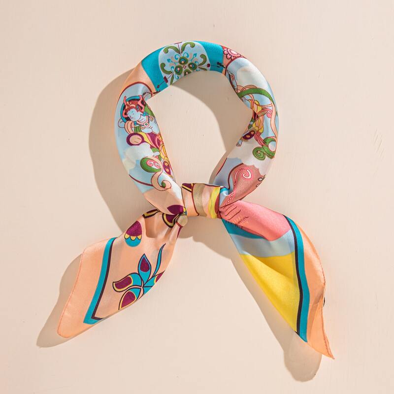 

Floral Pattern Bandana, Multicolor