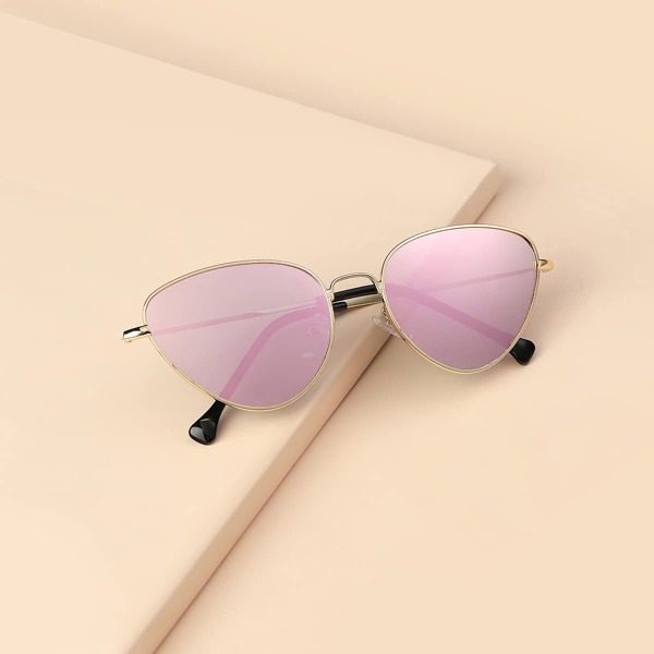 

Metal Frame Sunglasses