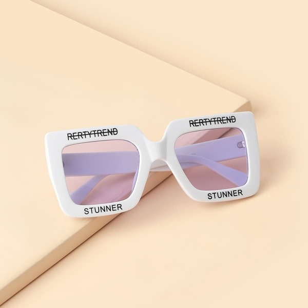 

Letter Graphic Square Frame Sunglasses, White