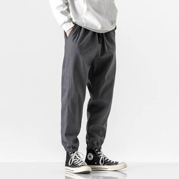 

Men Patched Pocket Tapered Pants, Dark grey
