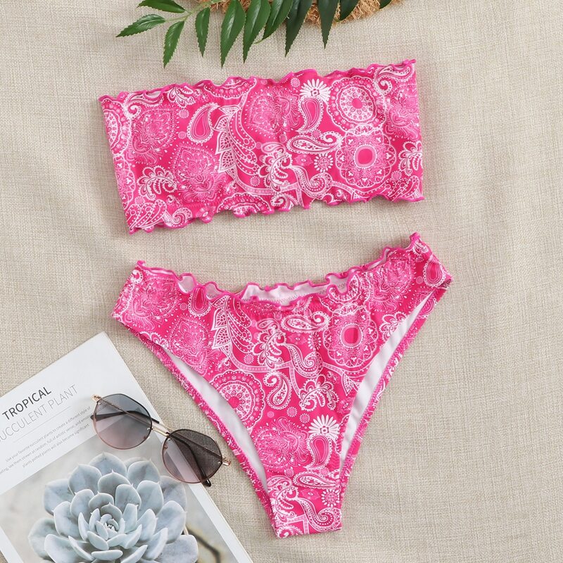 

Paisley Lettuce Trim Bikini Swimsuit, Pink