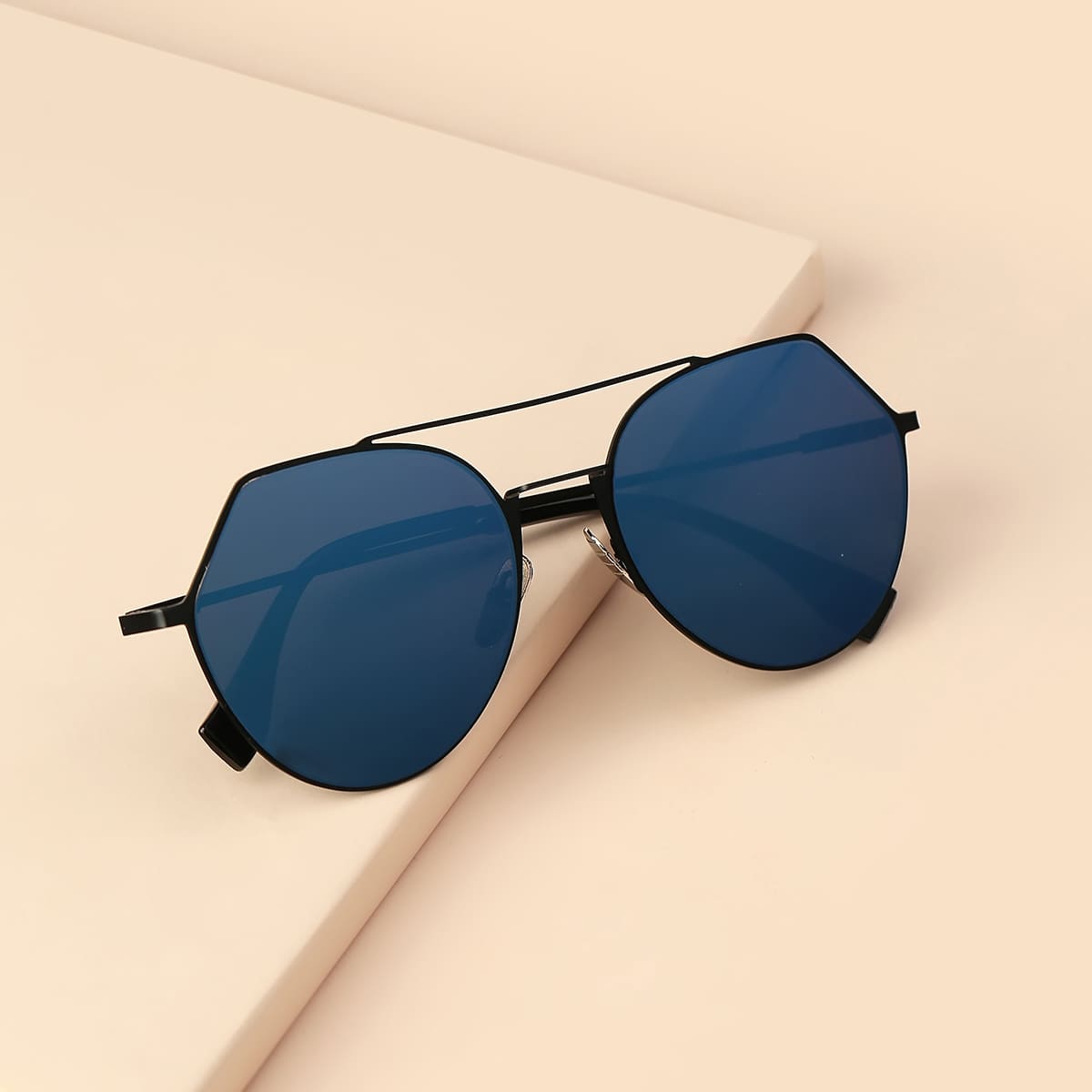 

Guys Top Bar Metal Frame Sunglasses, Blue