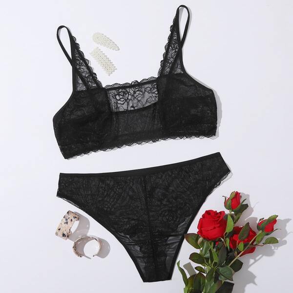 

Plus Floral Lace Lingerie Set, Black