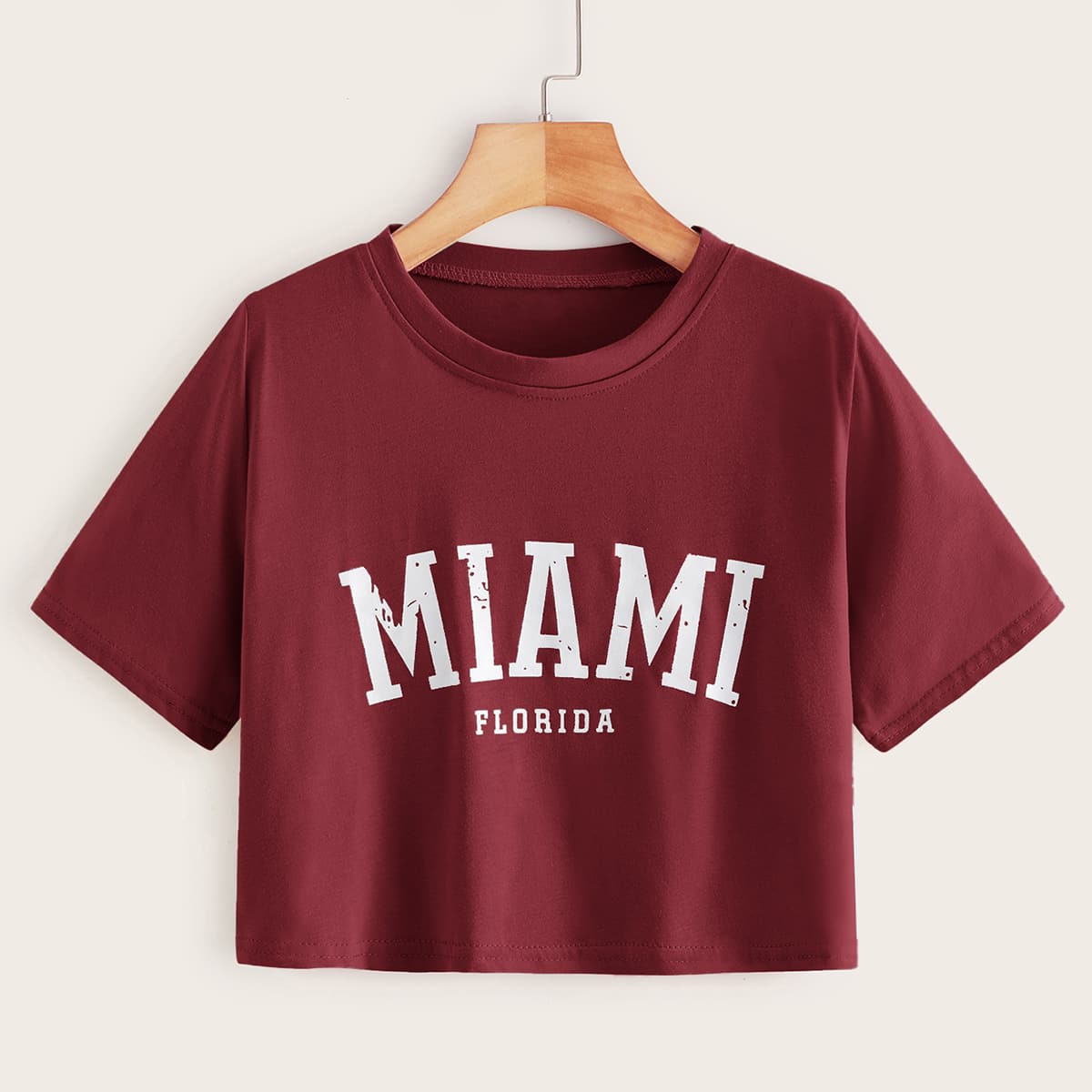 

Letter Graphic Crop Tee, Burgundy