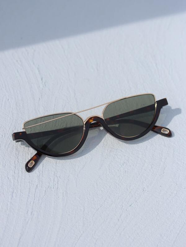 Lunettes De Soleil Yeux De Chat Avec Barre Superieure Mode En Ligne Shein France