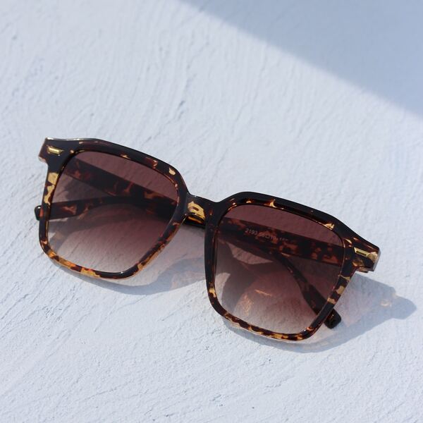 

Tortoiseshell Frame Sunglasses, Brown