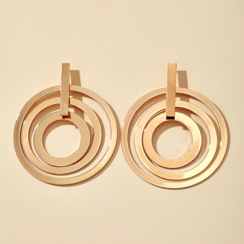 

Hollow Out Round Shaped Earrings, Gold