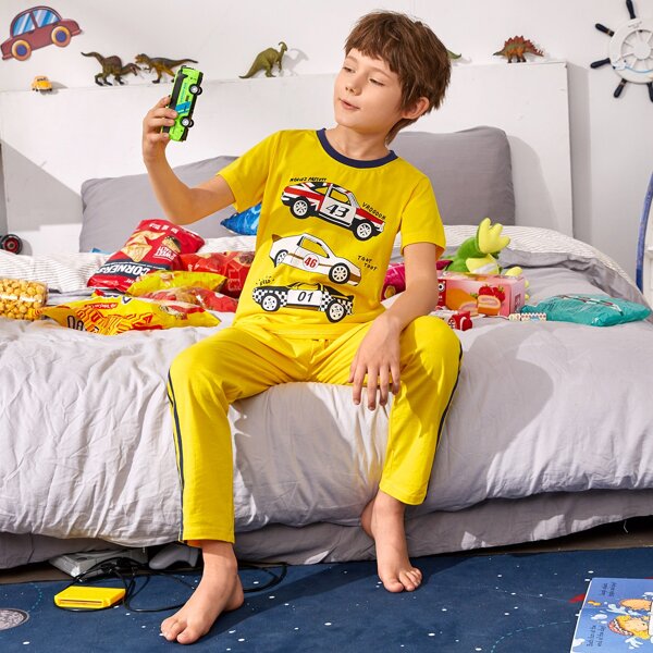 

Boys Letter & Car Print Tee With Pants PJ Set, Yellow