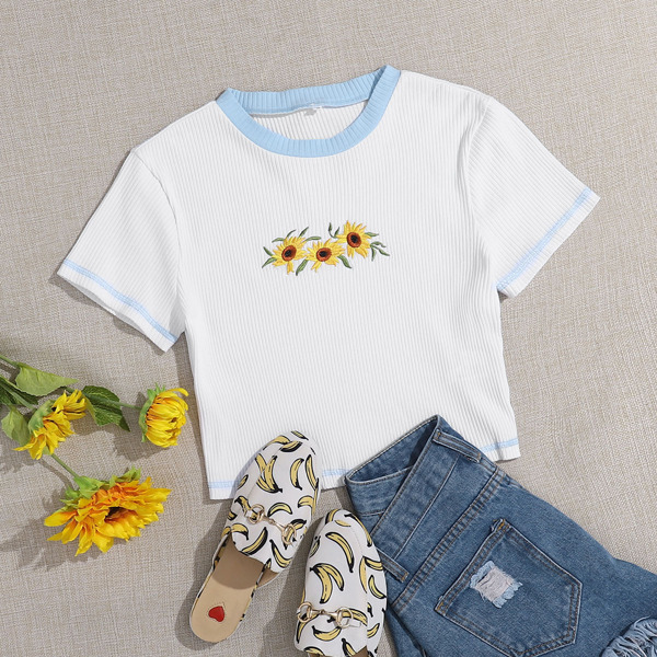 

Sunflower Embroidery Rib-knit Crop Top, White