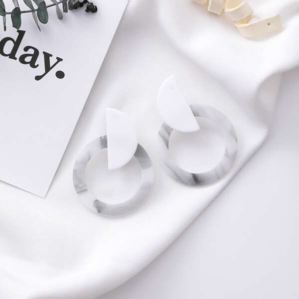 

Geometric Decor Drop Earrings, Multicolor