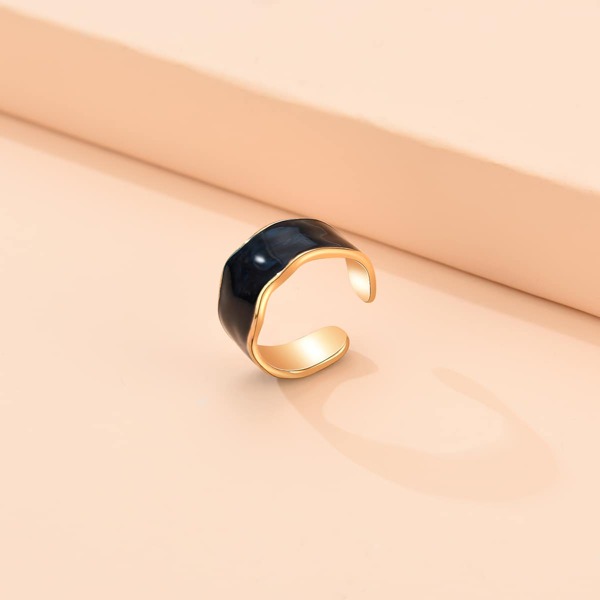 

Plain Cuff Ring, Black