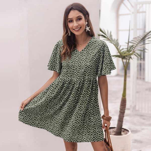 

V-neck Ditsy Floral Smock Dress, Army green