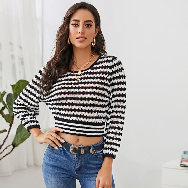 

Two Tone Loose Knit Crop Sweater, Black and white