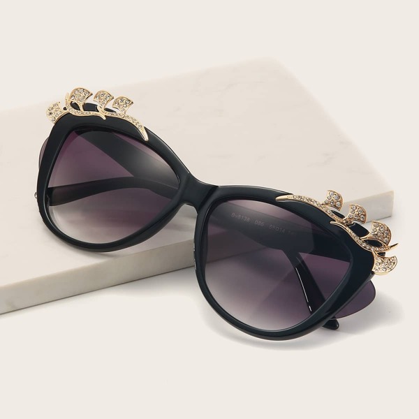 

Rhinestone Engraved Cat Eye Sunglasses, Black