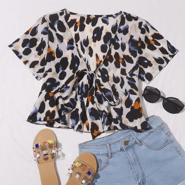 

Plus All Over Print Tie Front Top, Multicolor