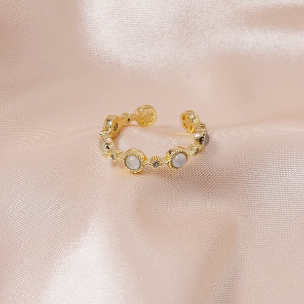 

Rhinestone Engraved Cuff Ring, Gold