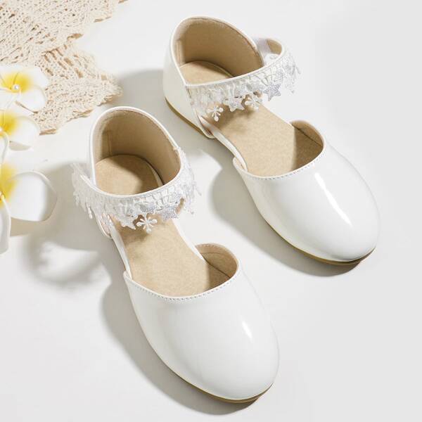 

Toddler Girls Floral Lace Decor Flats, White