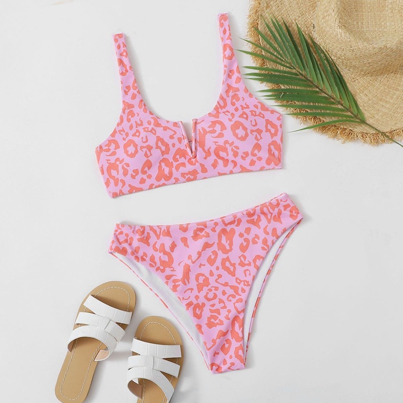 

Leopard V Wired Bikini Swimsuit, Pink