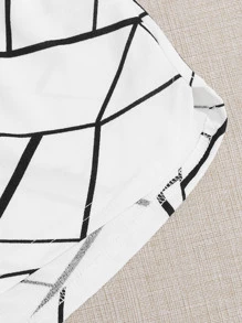 SHEIN Essnce Knot Waist Geo Print Shorts - White - View 5