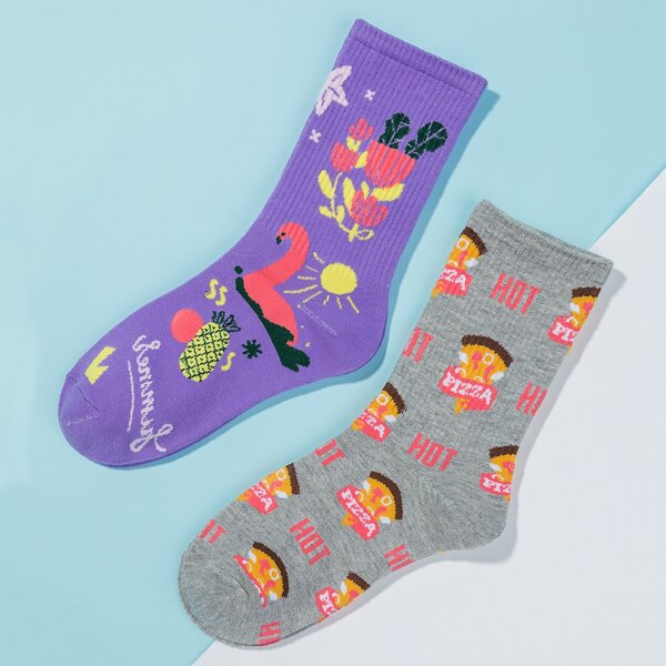 

2pairs Letter Graphic Socks, Multicolor