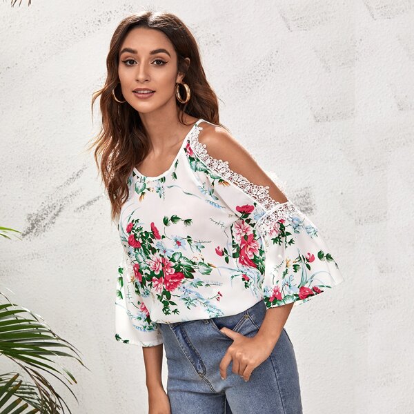 

Cold Shoulder Guipure Lace Trim Floral Top, White