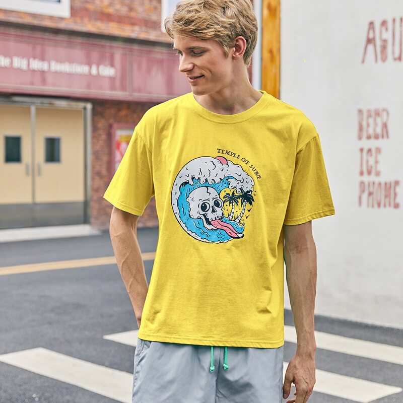 

Guys Skull & Sea Wave Yellow Tee