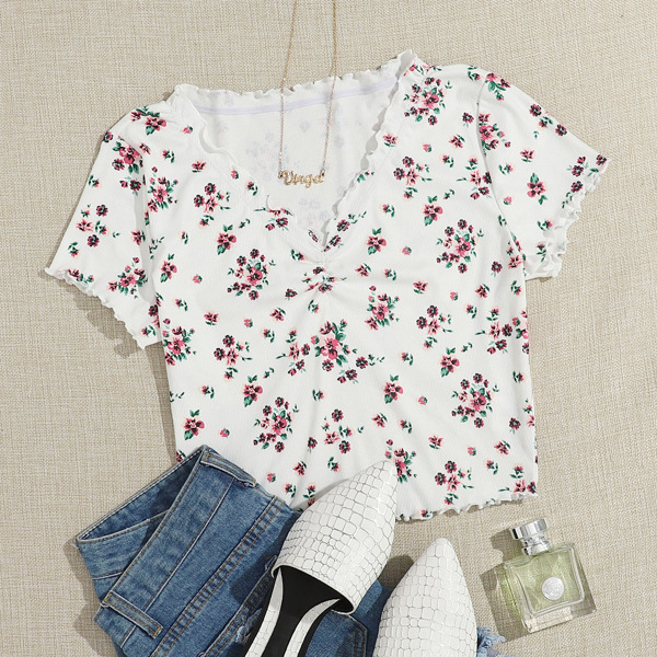 

Lettuce Trim Floral Print Crop Top, White