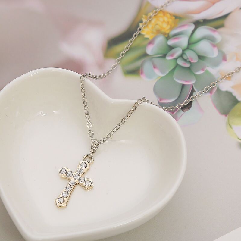 

Rhinestone Cross Chain Necklace, Silver