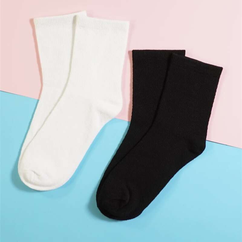 

2pairs Solid Color Socks, Black and white