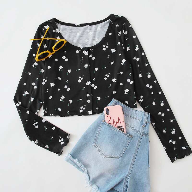 

Ditsy Floral Button Front Tee, Black
