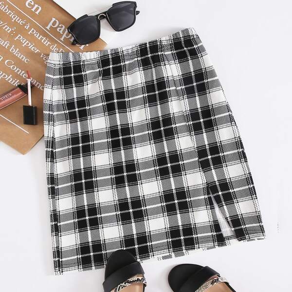 

Split Hem Plaid Skirt, Black and white