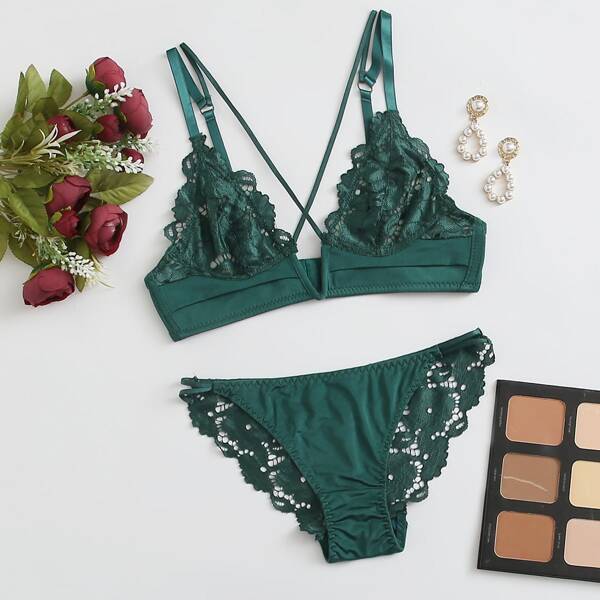 

Floral Lace V Wired Lingerie Set, Dark green