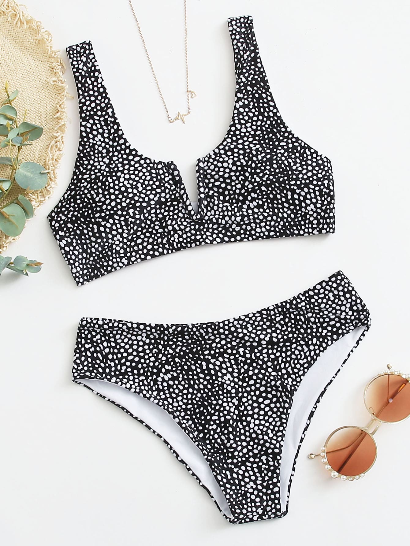 Baju Renang All Over Print Hitam dan Putih - Hitam dan Putih - View 1