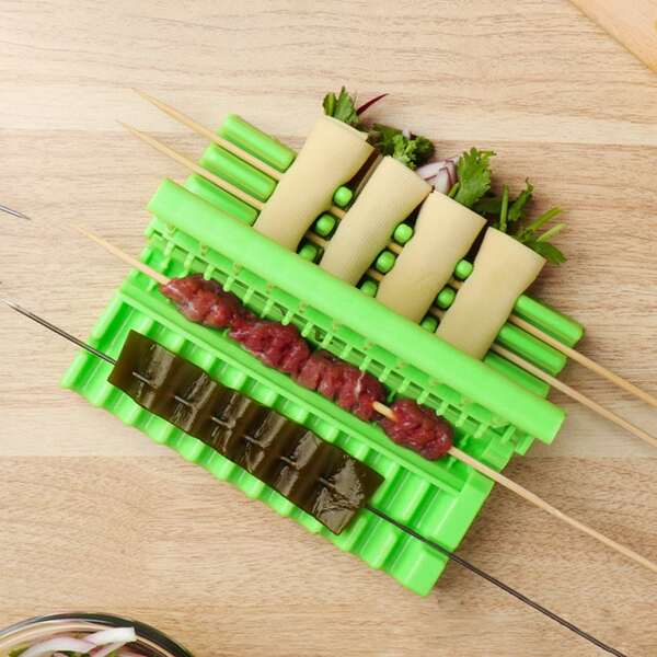

1pc Barbecue Meat Skewer Device, Green