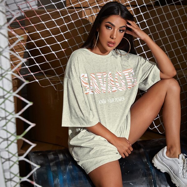 

Drop Shoulder Slogan Graphic Longline Tee, Light grey