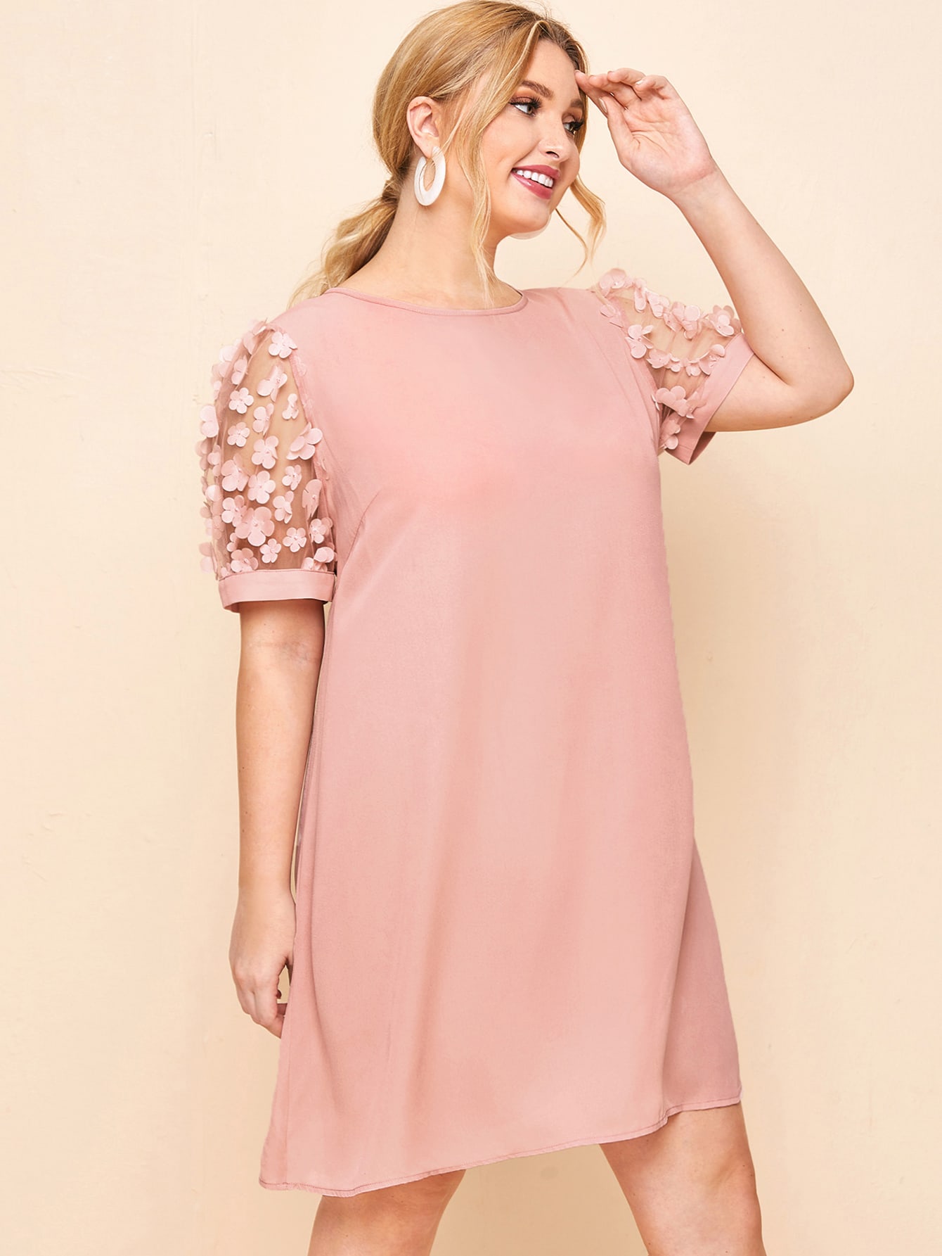 Appliques mesh sleeve dress