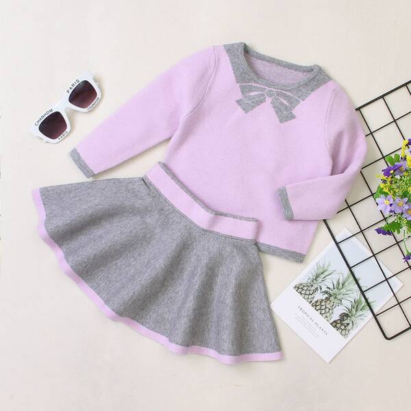 

Girls Colorblock Round Neck Sweater With Skirt, Multicolor