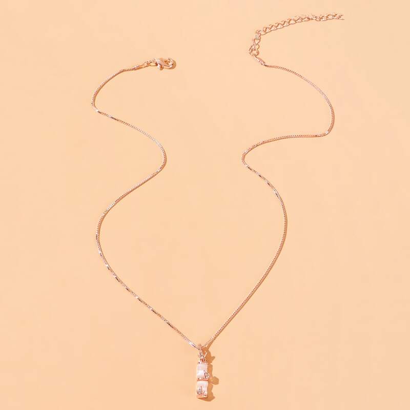 

Rhinestone Pendant Necklace, Gold